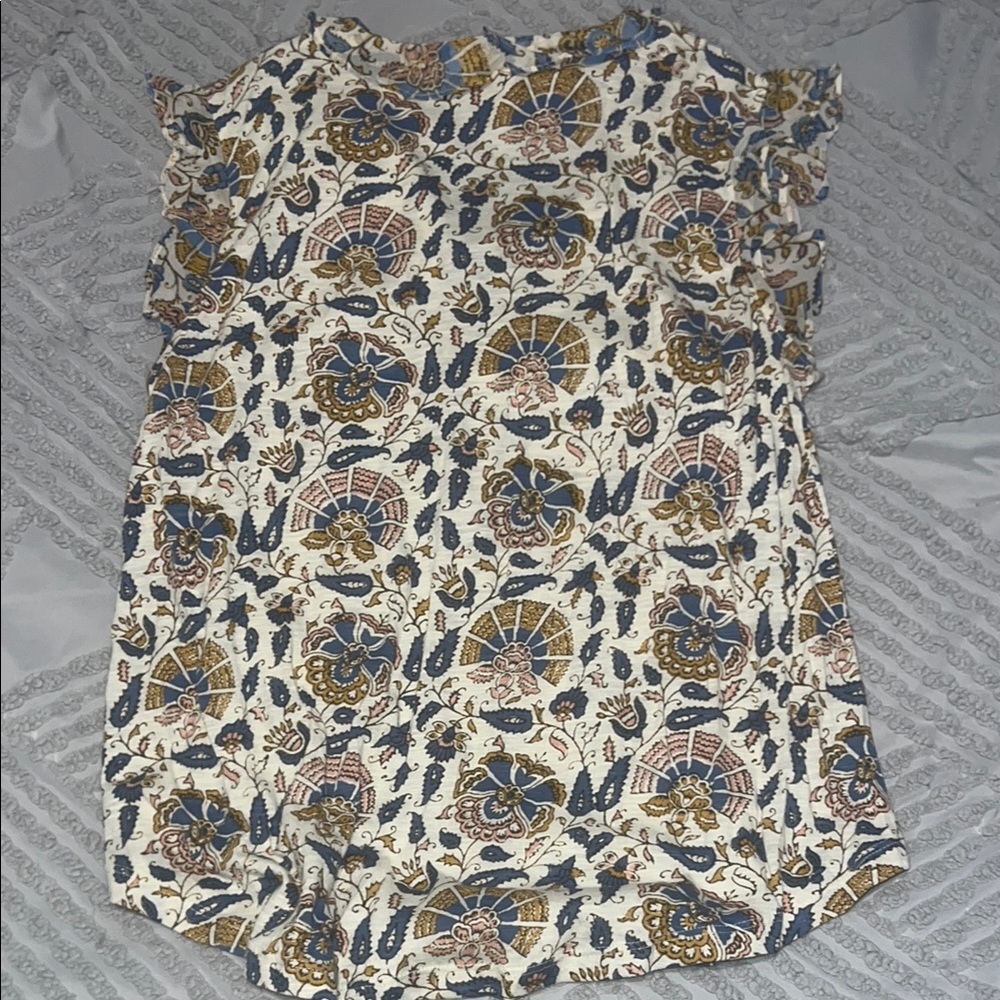 Floral Print Ruffle Sleeve Top - Picture 3 of 5